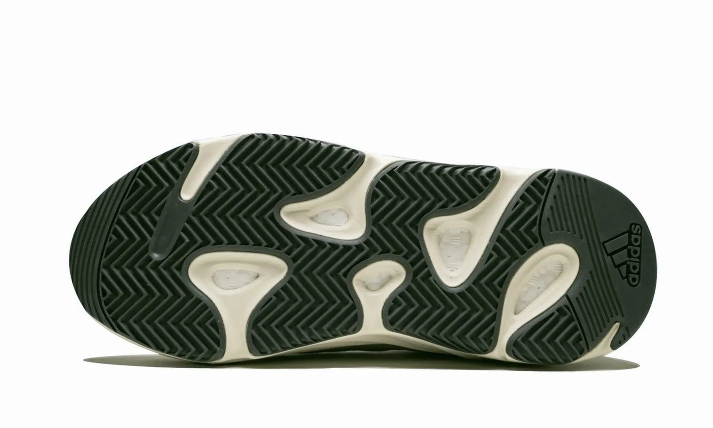 ADIDAS Yeezy Boost 700
"Analog" Shoe Flyes