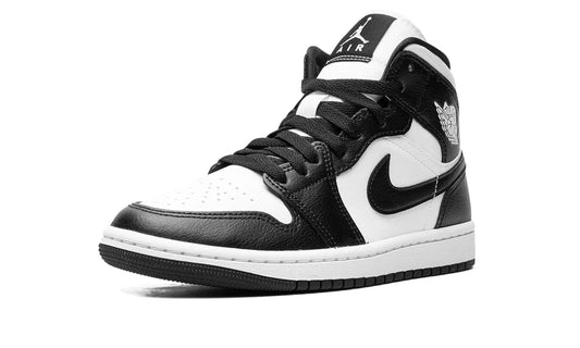 AIR JORDAN 1 HIGH "PANDA" Shoe Fly