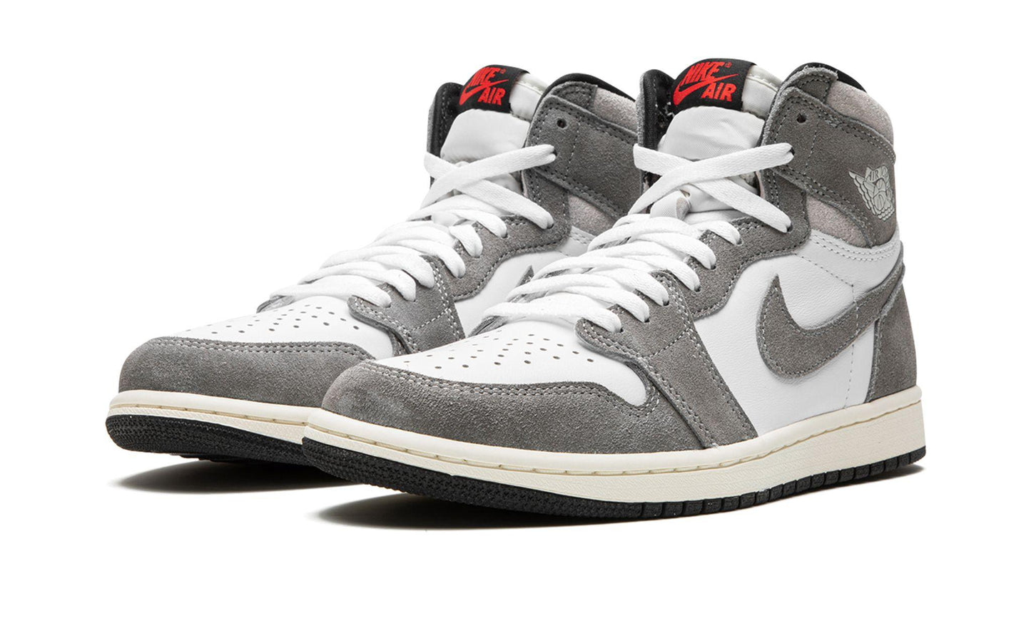 AIR JORDAN 1 High OG
"Washed Black" Shoe Flyes