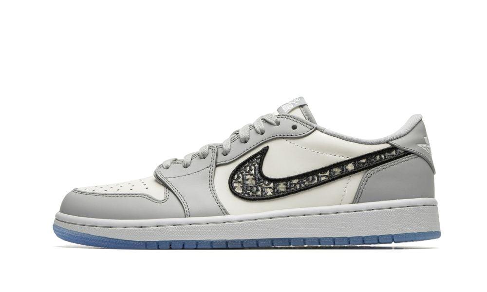 AIR JORDAN 1 LOW
"Dior" Shoe Flyes