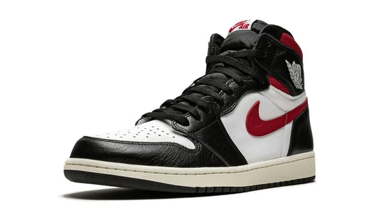 AIR JORDAN 1 RETRO HIGH OG "GYM RED" Shoe Fly