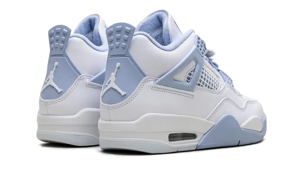 AIR JORDAN 4 WMNS 'ALUMINUM' Shoe Flyes