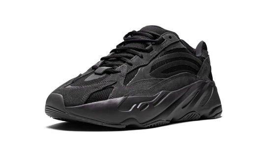 Adidas Yeezy Boost 700 V2
"Vanta" Shoe Flyes