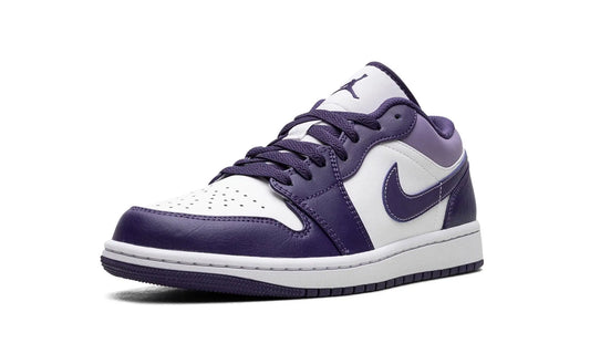 Air Jordan 1 Low
"Sky J Purple" Shoe Flyes