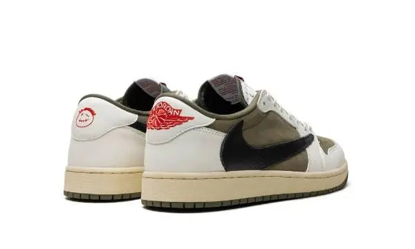 Air Jordan 1
"Travis Scott - Medium Olive" Shoe Flyes