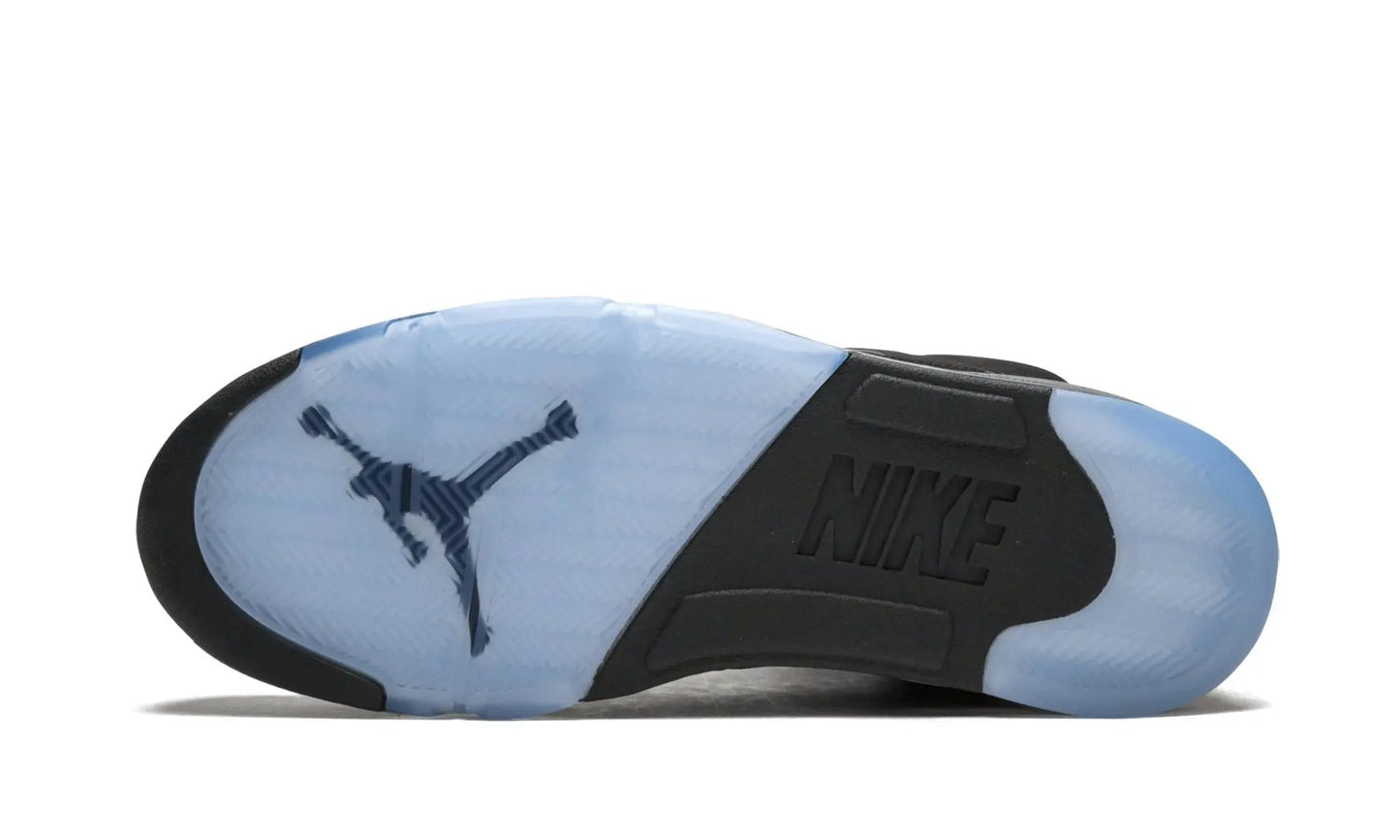 Air Jordan 5 Retro OG
"Black / Metallic" Shoe Flyes