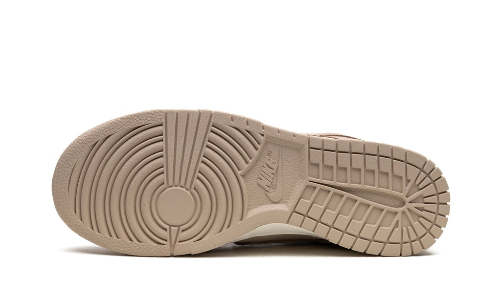 NIKE
DUNK LOW
"SANDDRIFT"