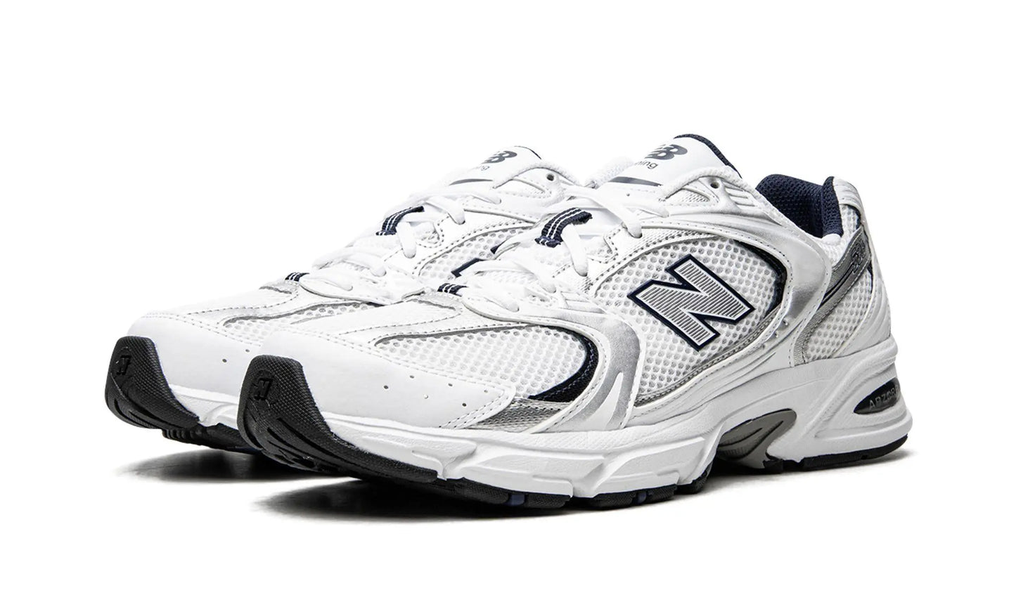 NEW BALANCE
530 "White Silver Navy" Shoe Flyes