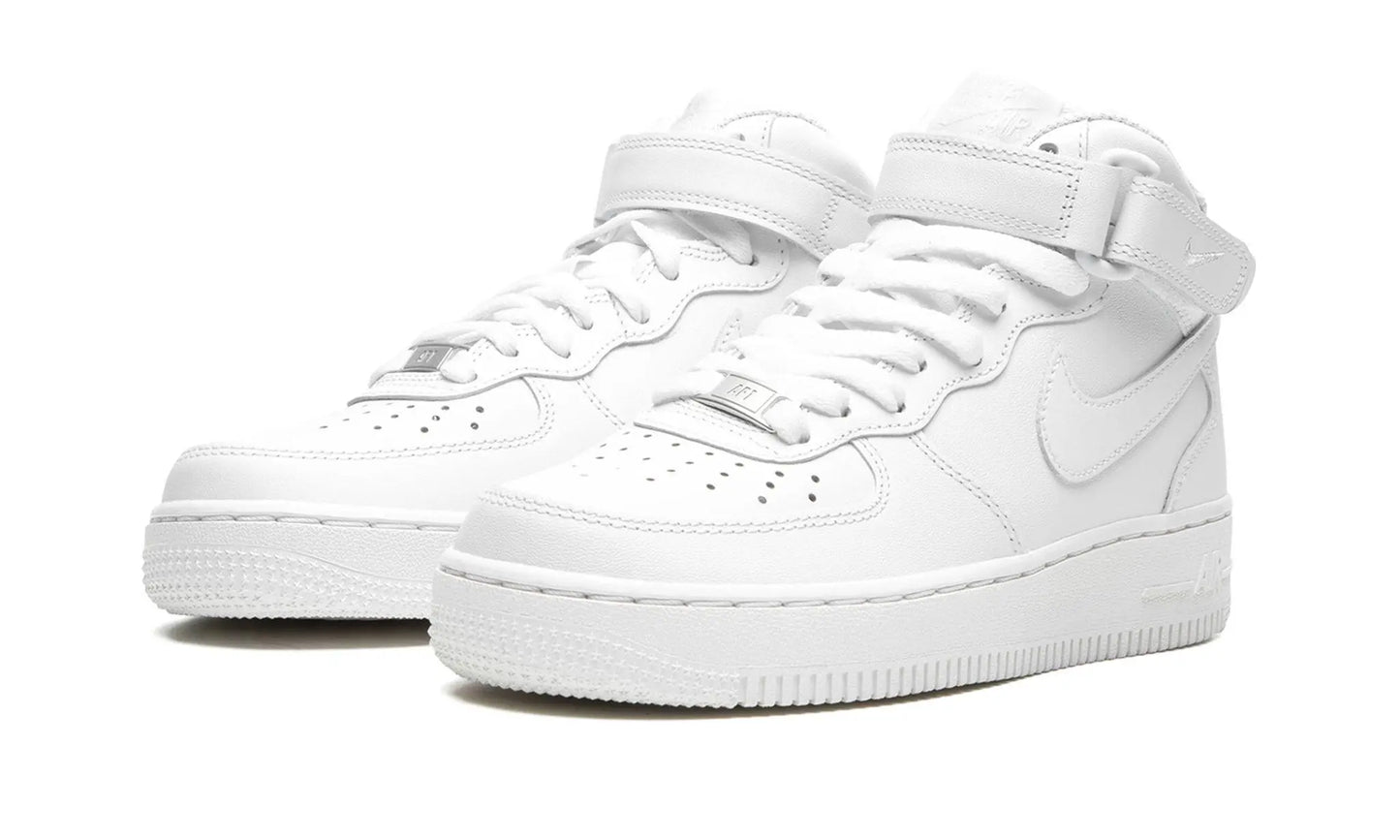 NIKE AIR FORCE 1 MID "Triple White" Shoe Flyes