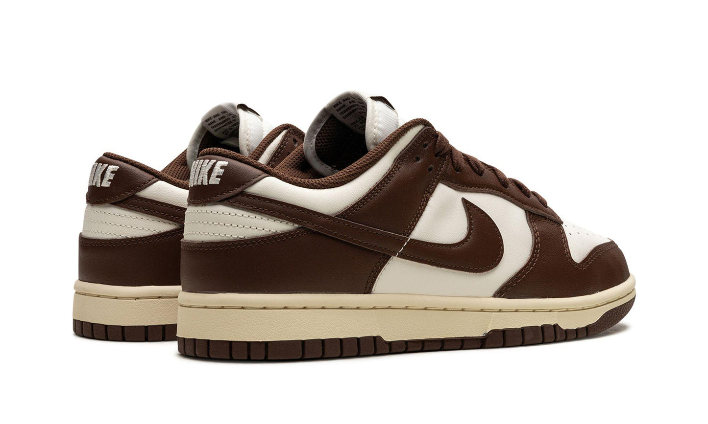 NIKE DUNK LOW "Cacao Wow" Shoe Flyes