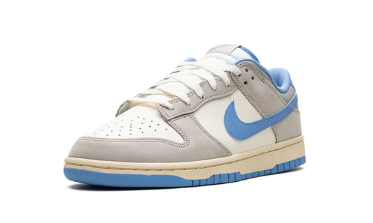 NIKE Dunk Low
"Athletic Department - University Blue" Shoe Flyes