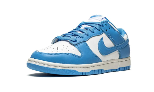 NIKE Dunk Low "University Blue" sneakers Shoe Fly