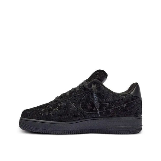 NIKE
Louis Vuitton Air Force 1 Low
"Virgil Abloh - "BLACK" Shoe Flyes