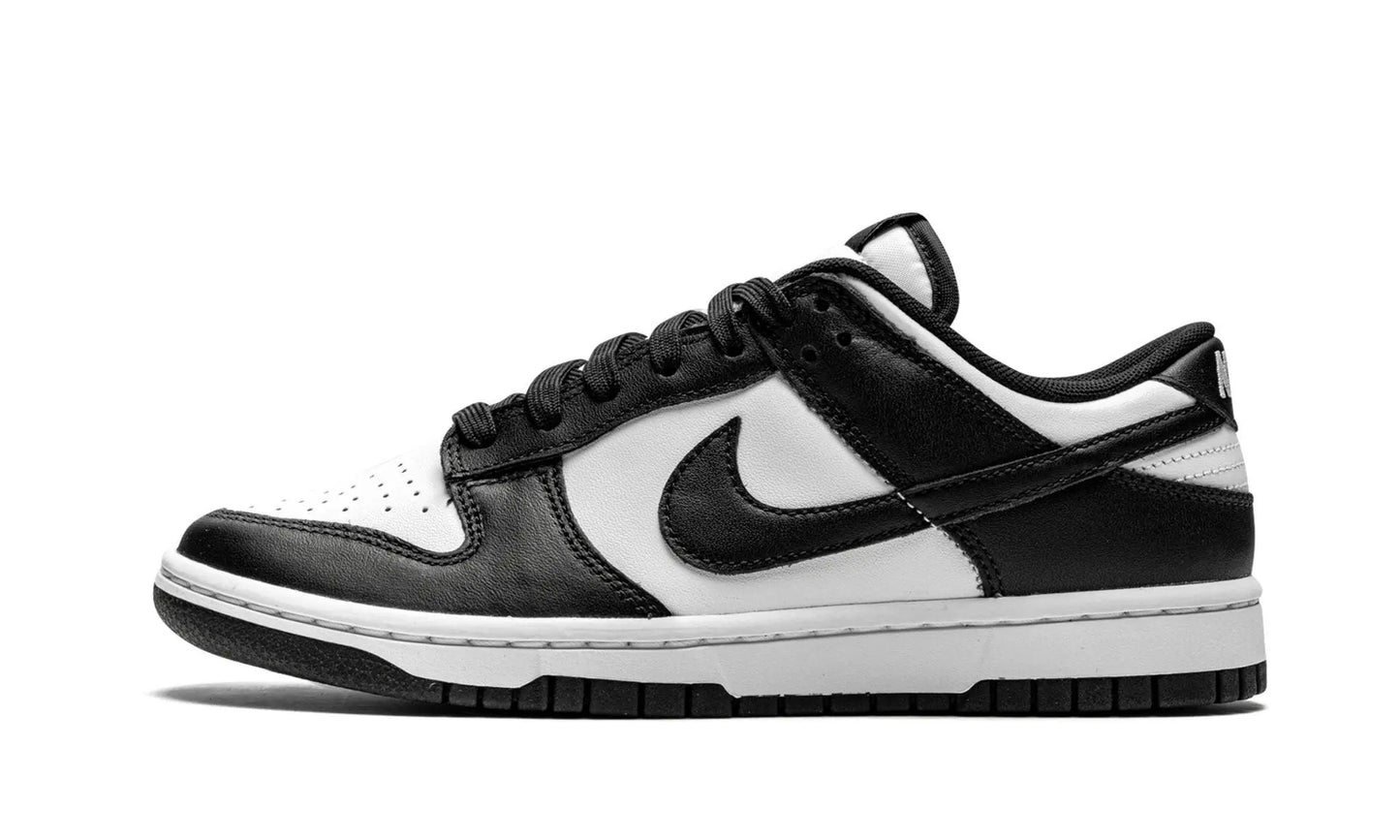 NIKE SB DUNK LOW RETRO
"Black / White - Panda" Shoe Fly