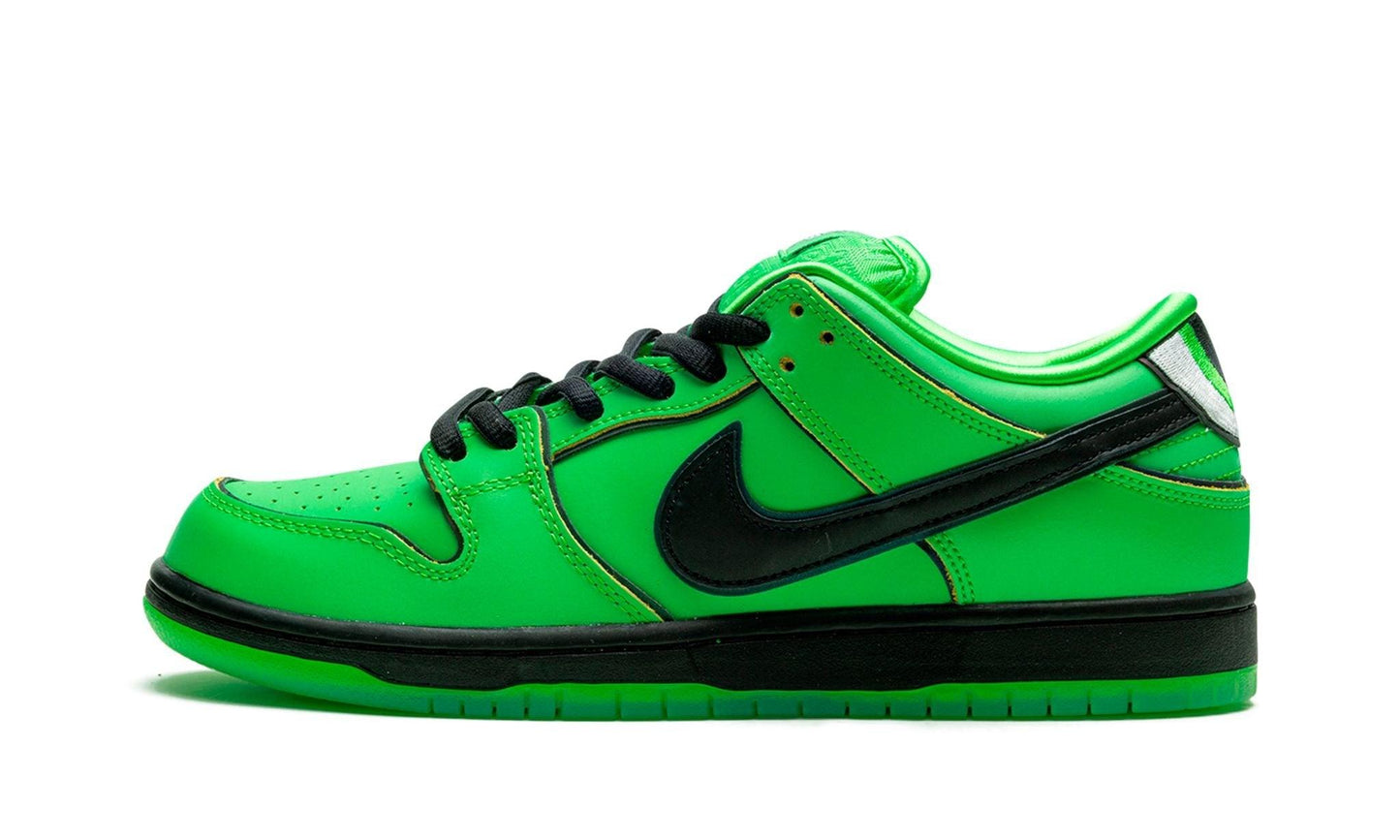 NIKE
SB DUNK LOW "Buttercup" Shoe Flyes