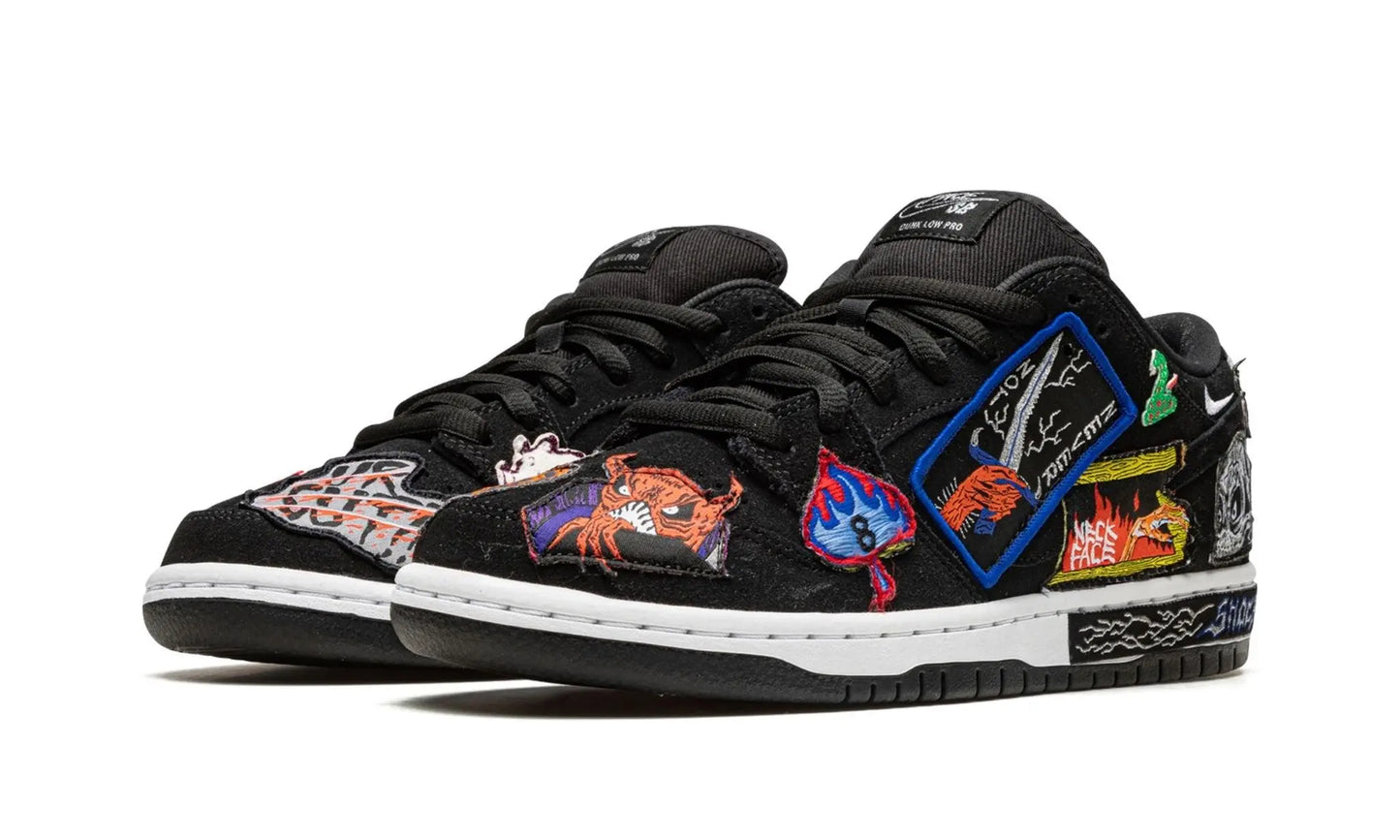 NIKE
SB DUNK LOW
"Neckface" Shoe Flyes