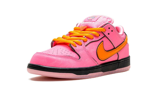 NIKE
SB DUNK LOW
"Powerpuff Girls - Blossom Shoe Flyes