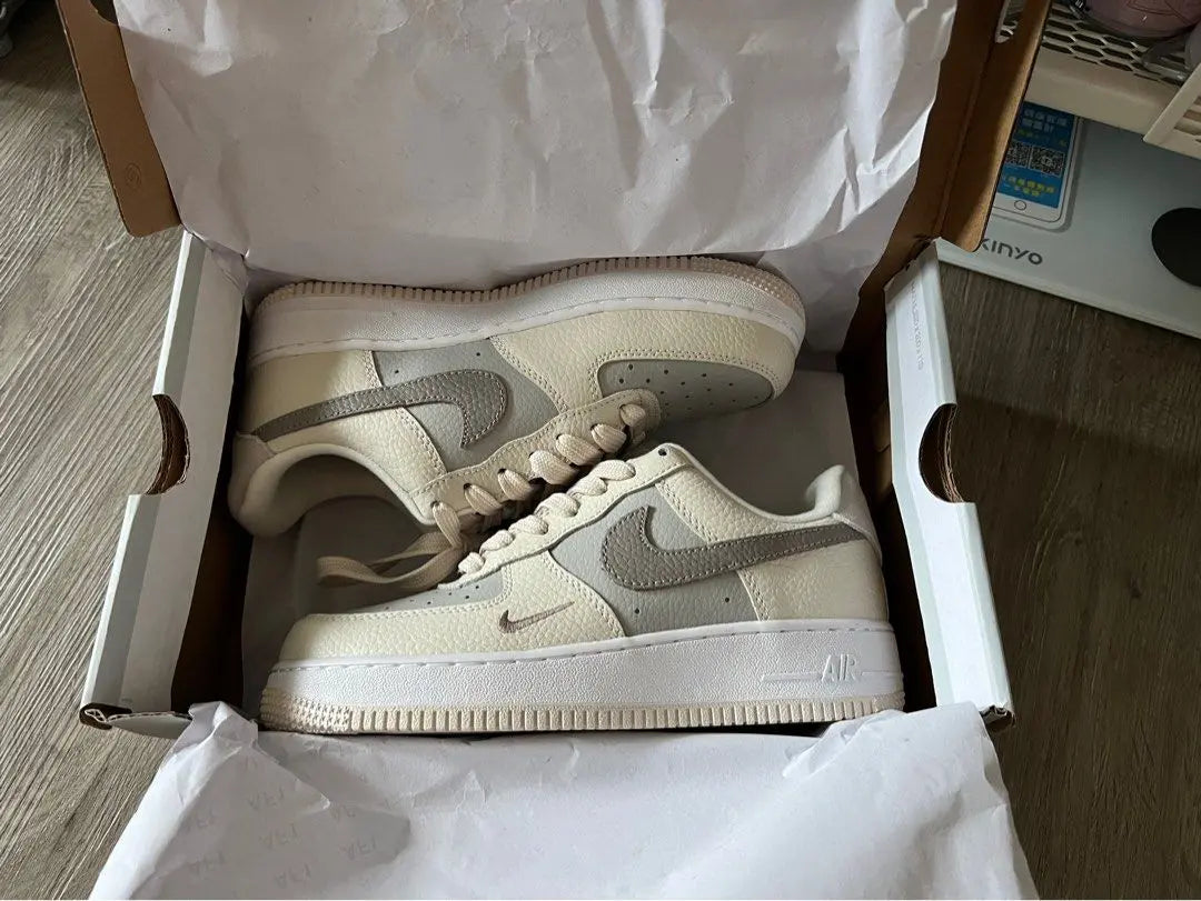 Nike Air Force 1 Low 'Light Orewood' Shoe Flyes