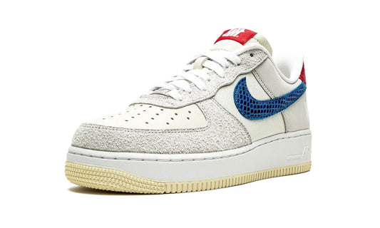 Nike
Air Force 1 Low
"Undefeated - 5 On It" Shoe Flyes