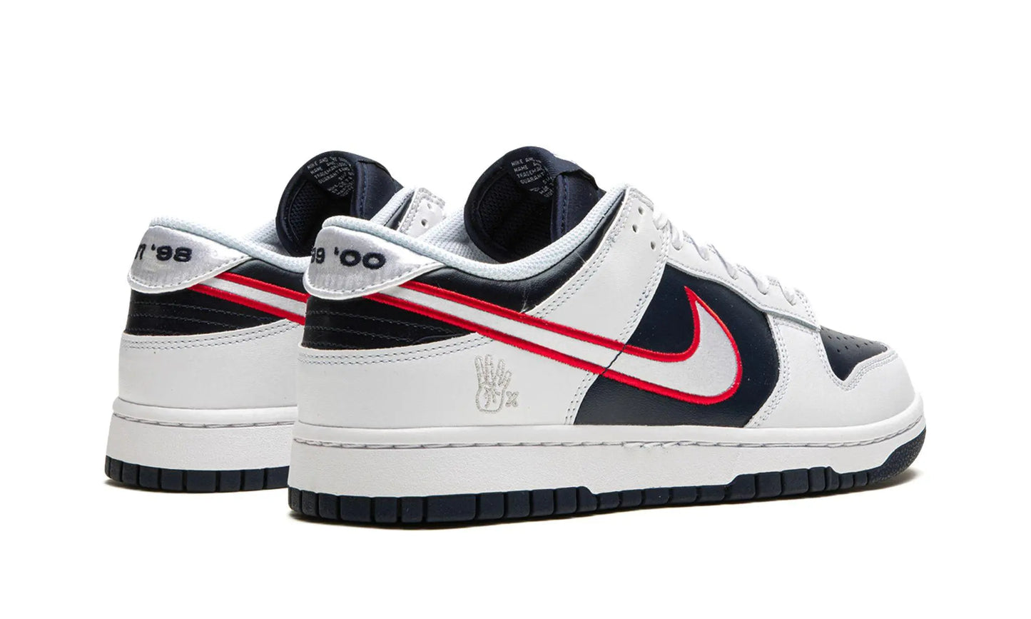 Nike
DUNK LOW
"Houston Comets Four-Peat" Shoe Flyes