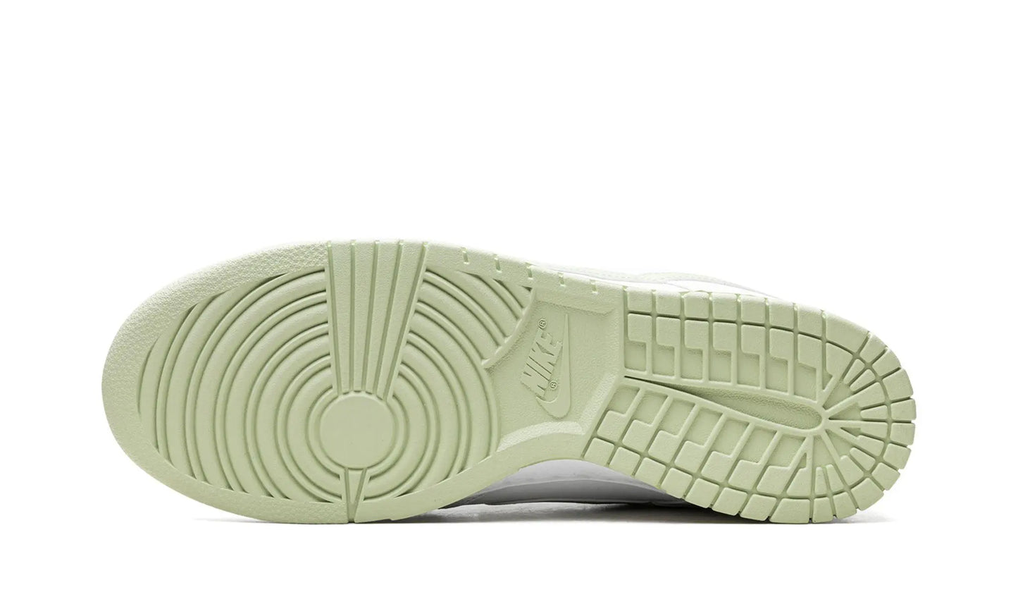 Nike
NIKE DUNK LOW RETRO
"Honeydew" Shoe Flyes