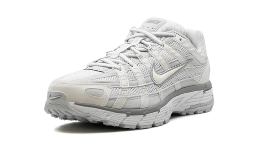 Nike P-6000
"SUMMIT WHITE PURE PLATINUM Shoe Flyes