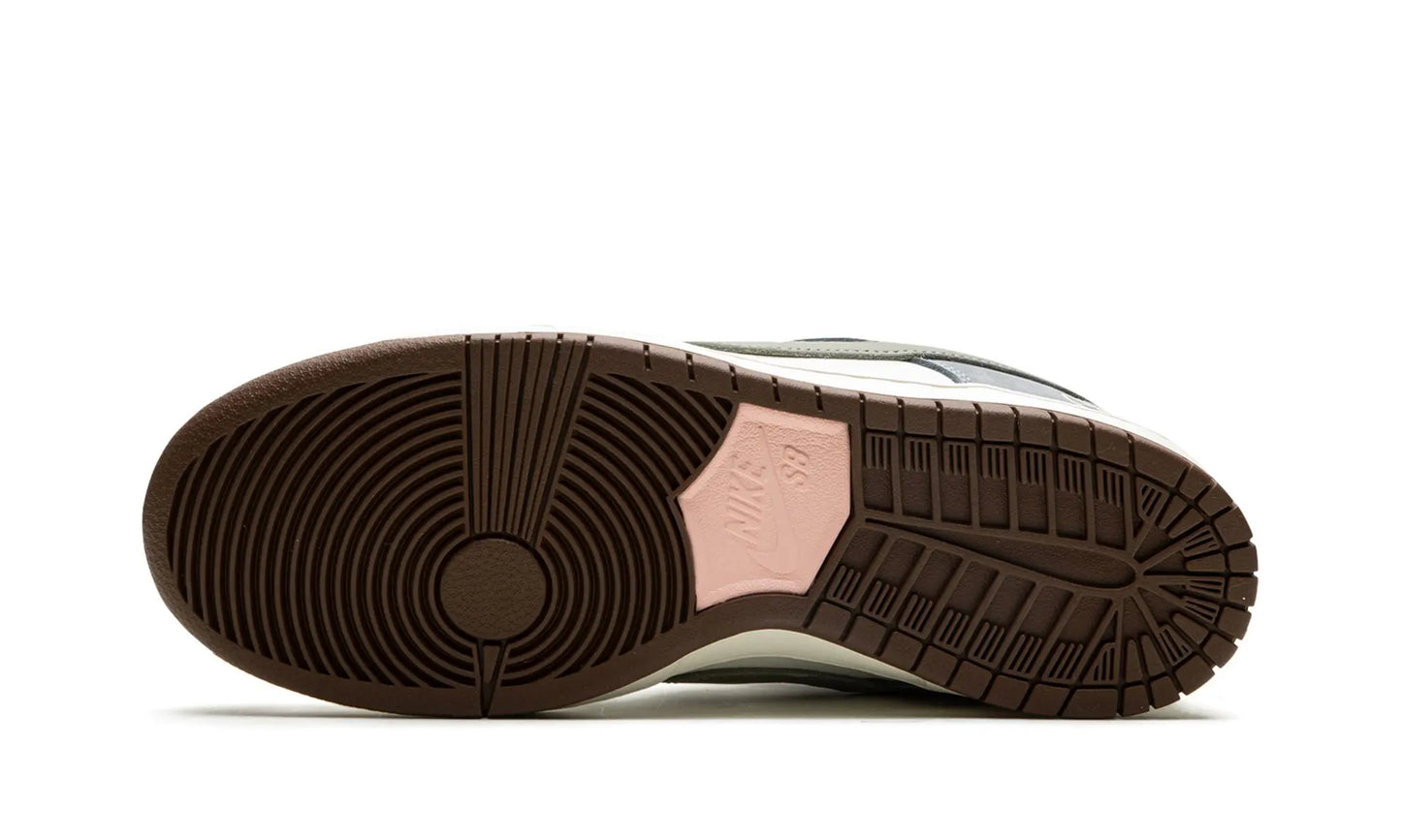 Nike
SB Dunk Low
"Yuto Horigome" Shoe Flyes