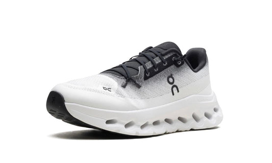 ON RUNNING
CLOUDTILT
"BLACK | IVORY"