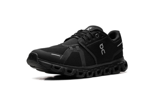 ON RUNNING
CLOUD 6
"TRIPLE BLACK"
