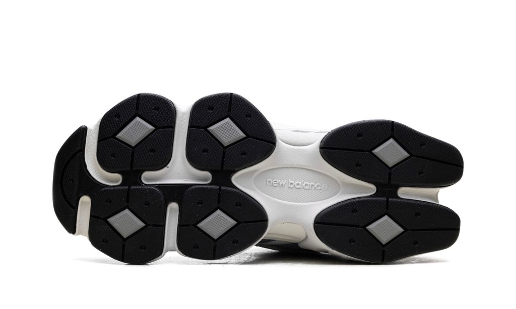 NEW BALANCE
9060
"DUSK SHOWER REFLECTION"