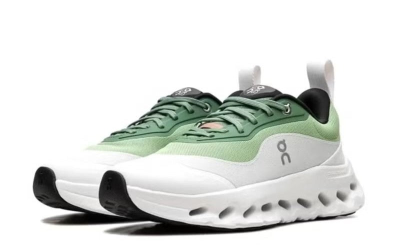 ON RUNNING CLOUDTILT 2 X LOEWE “GREEN / WHITE”