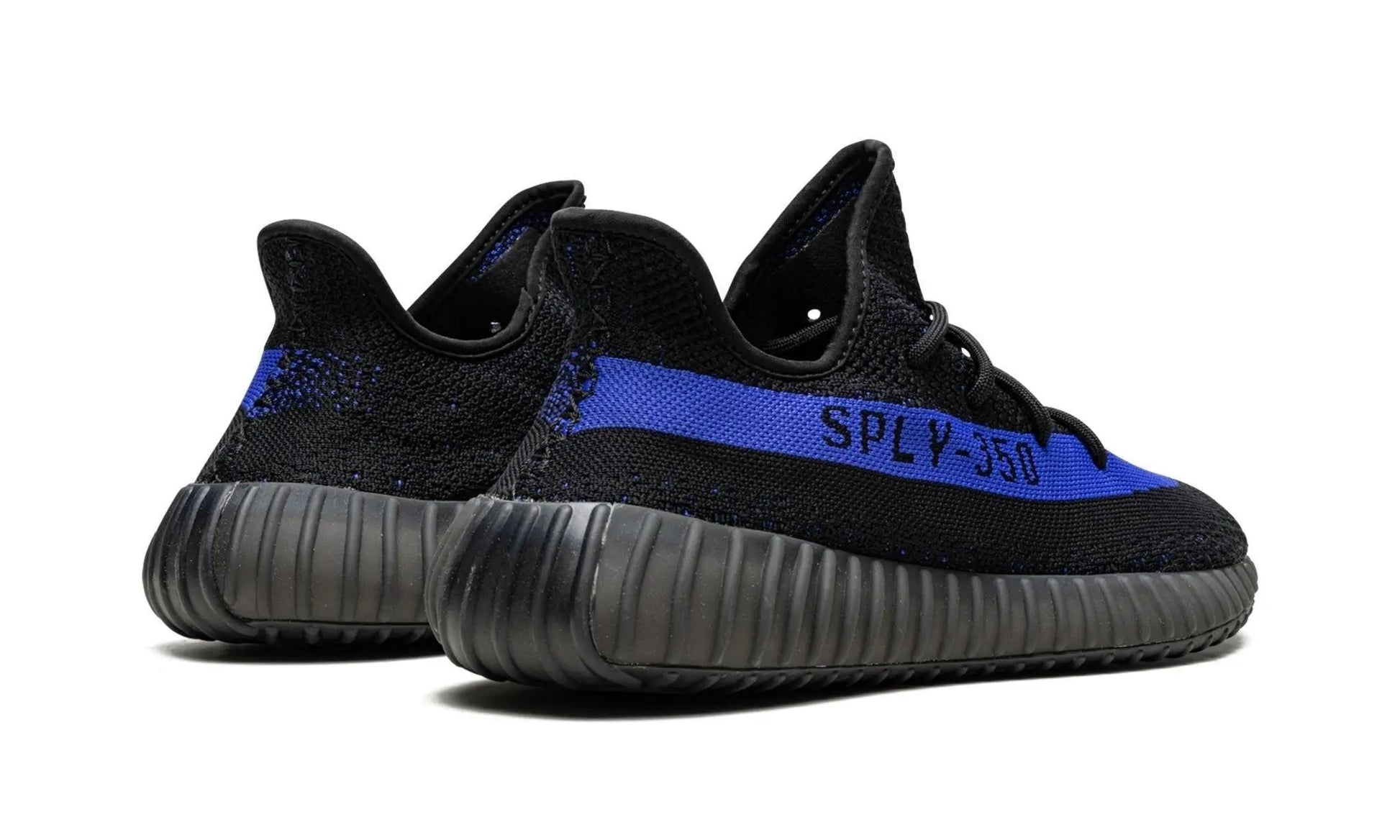 ADIDAS YEEZY
YEEZY 350 V2
"Dazzling Blue" Shoe Flyes