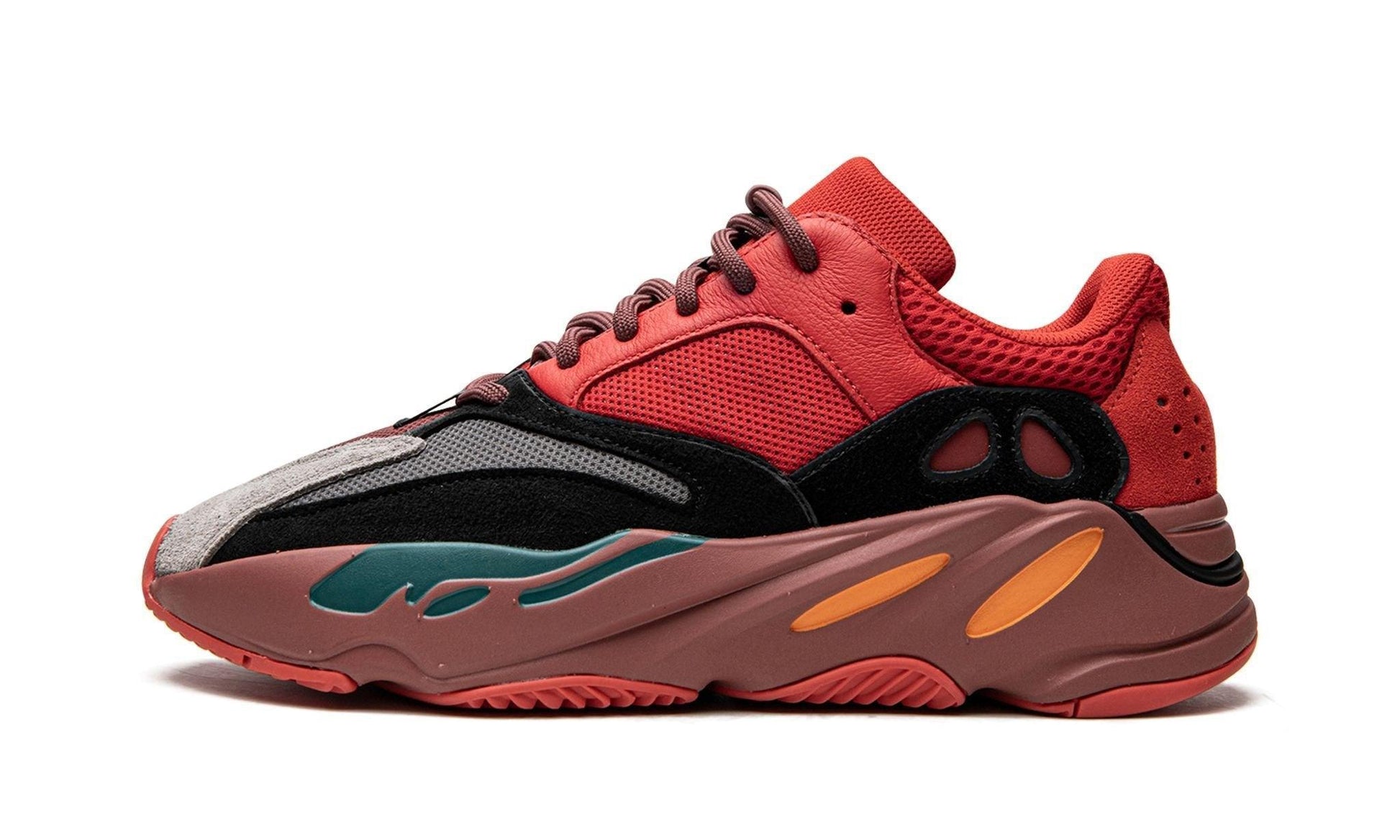 ADIDAS YEEZY
YEEZY BOOST 700
"Hi-Res Red" Shoe Flyes