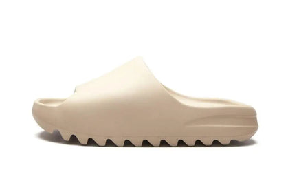 ADIDAS YEEZY
YEEZY SLIDE
"Pure 2021" Shoe Flyes