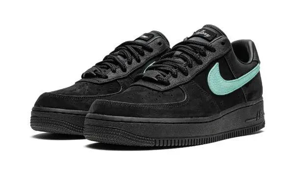 AIR FORCE 1 LOW
"Tiffany and Co." Shoe Flyes
