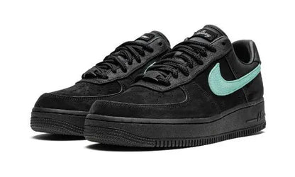 AIR FORCE 1 LOW
"Tiffany and Co." Shoe Flyes