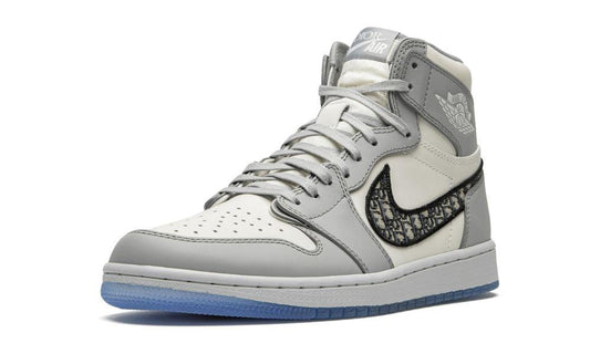 AIR JORDAN 1  HIGH
"Dior" Shoe Flyes