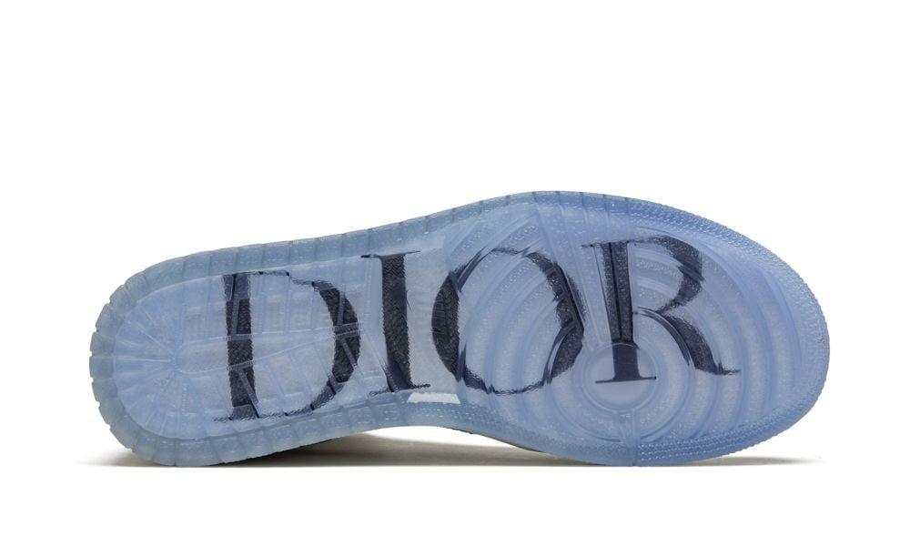 AIR JORDAN 1  HIGH
"Dior" Shoe Flyes