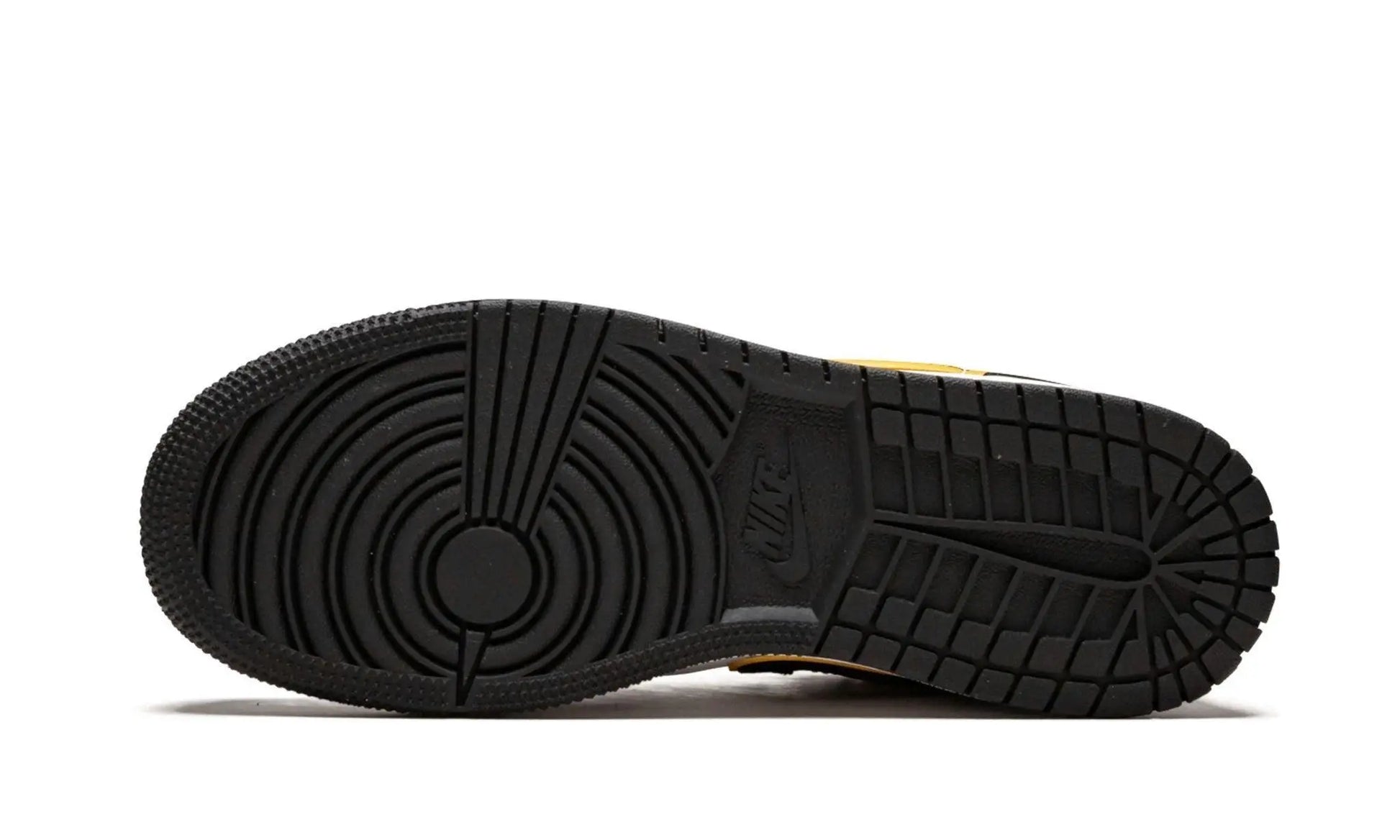 AIR JORDAN 1 LOW GS Shoe Fly