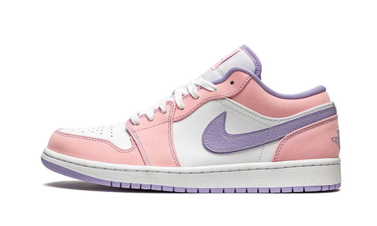 AIR JORDAN 1 LOW SE
"Arctic Punch" Shoe Flyes