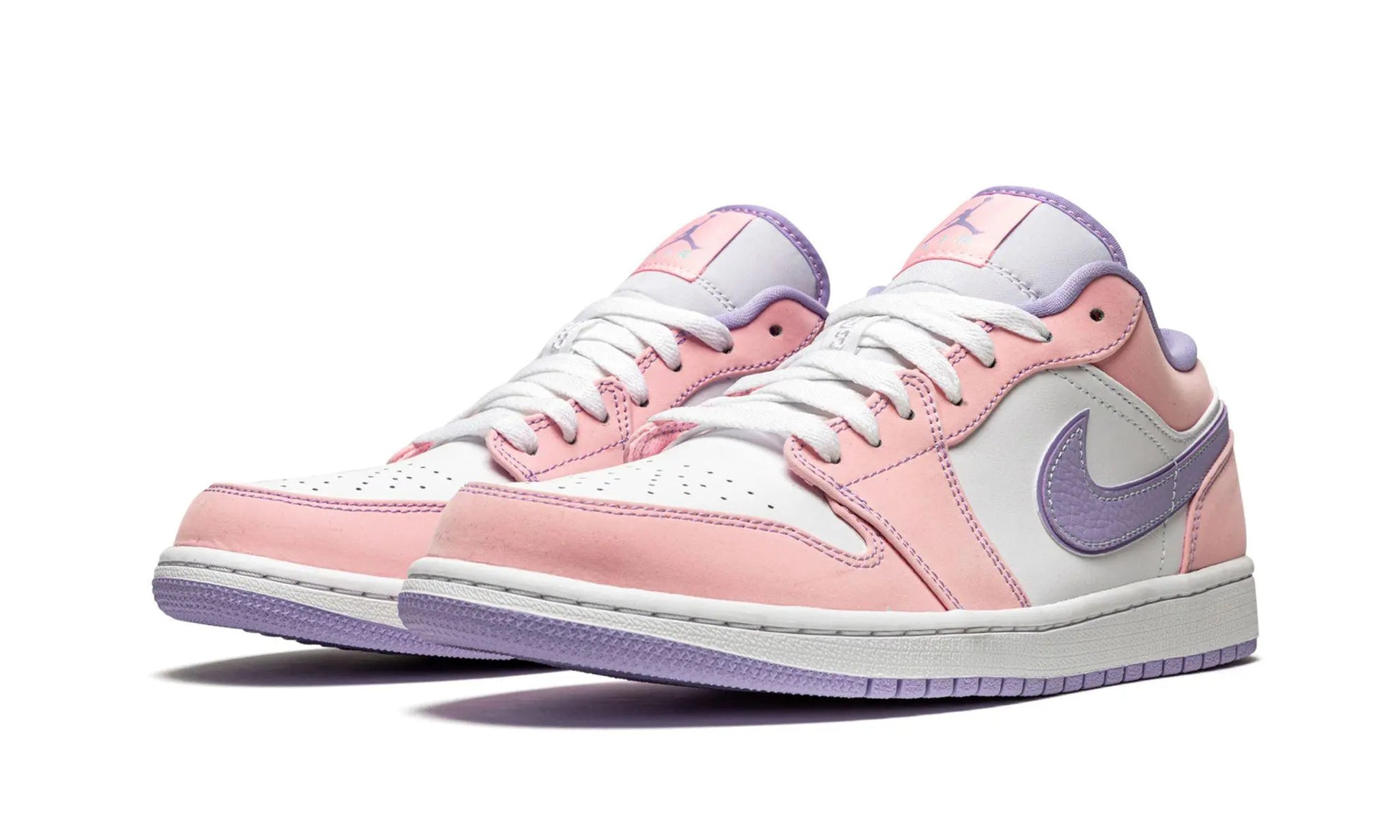 AIR JORDAN 1 LOW SE
"Arctic Punch" Shoe Flyes