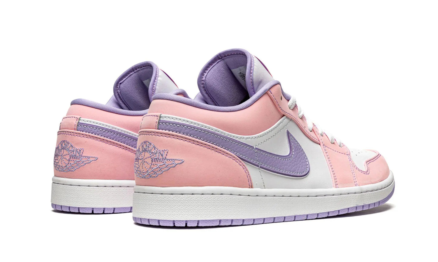 AIR JORDAN 1 LOW SE
"Arctic Punch" Shoe Flyes