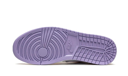 AIR JORDAN 1 LOW SE
"Arctic Punch" Shoe Flyes
