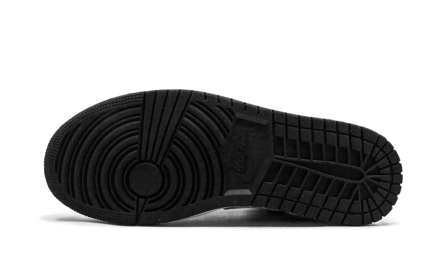 AIR JORDAN 1 LOW "BLACK/WHITE" Shoe Fly