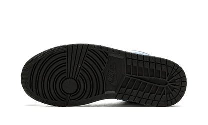 AIR JORDAN 1 LOW
"Black / University Blue" Shoe Flyes