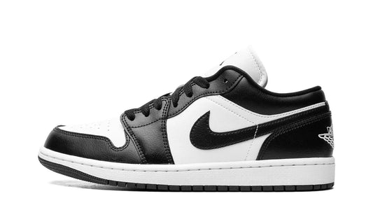 AIR JORDAN 1 LOW "PANDA" Shoe Fly