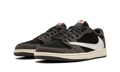 AIR JORDAN 1 LOW
"Travis Scott" Shoe Flyes