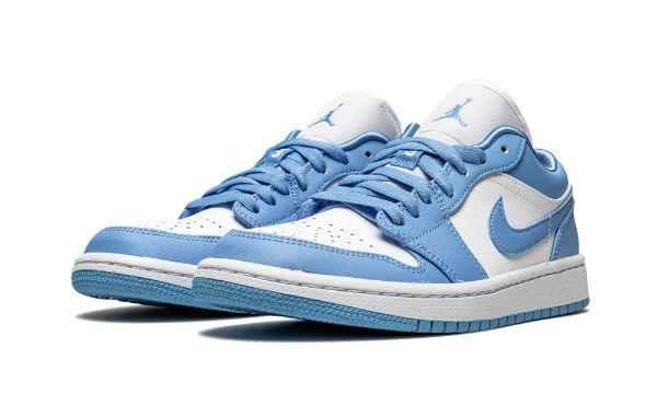 AIR JORDAN 1 LOW "UNC" Shoe Flyes