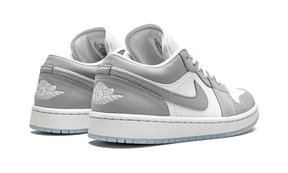 AIR JORDAN 1 LOW "WHITE / WOLF GREY" Shoe Fly