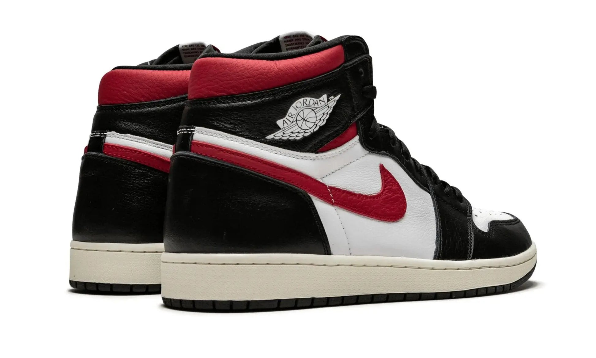 AIR JORDAN 1 RETRO HIGH OG "GYM RED" Shoe Fly